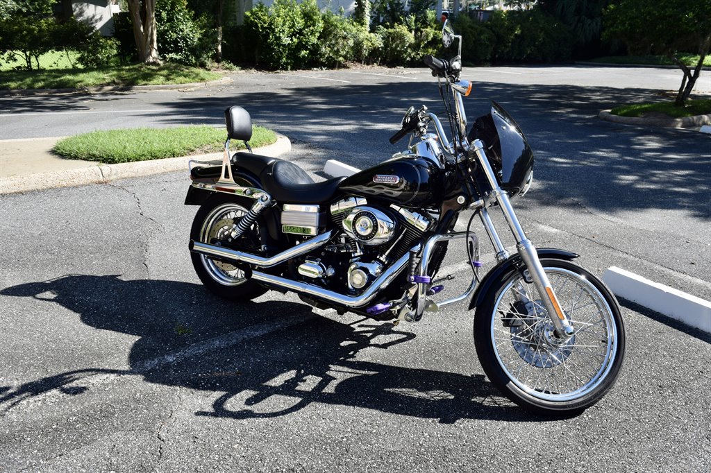 2007 HARLEY DAVIDSON Dyna Wide Glide - $7,990