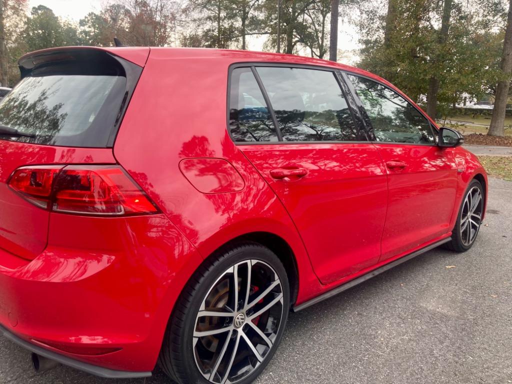 2017 Volkswagen Golf - $14,990