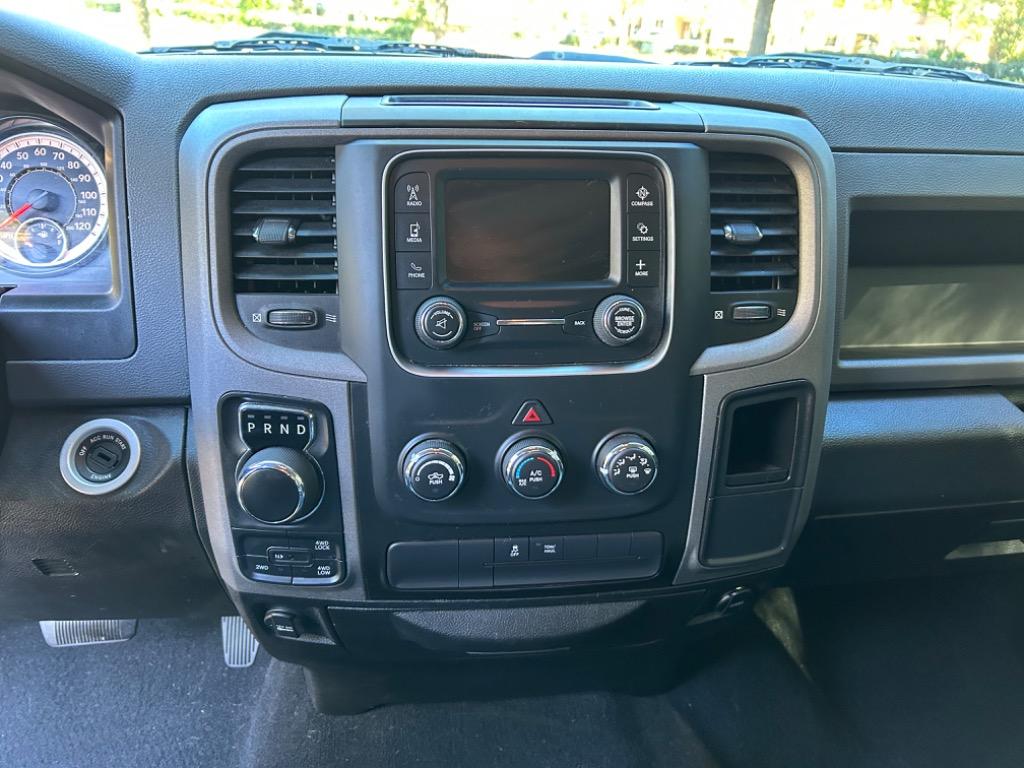 2019 RAM 1500 DS Tradesman photo