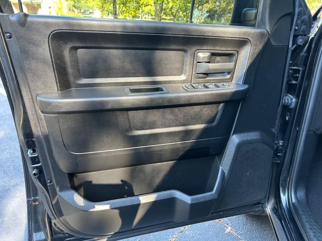 2019 RAM 1500 DS Tradesman photo