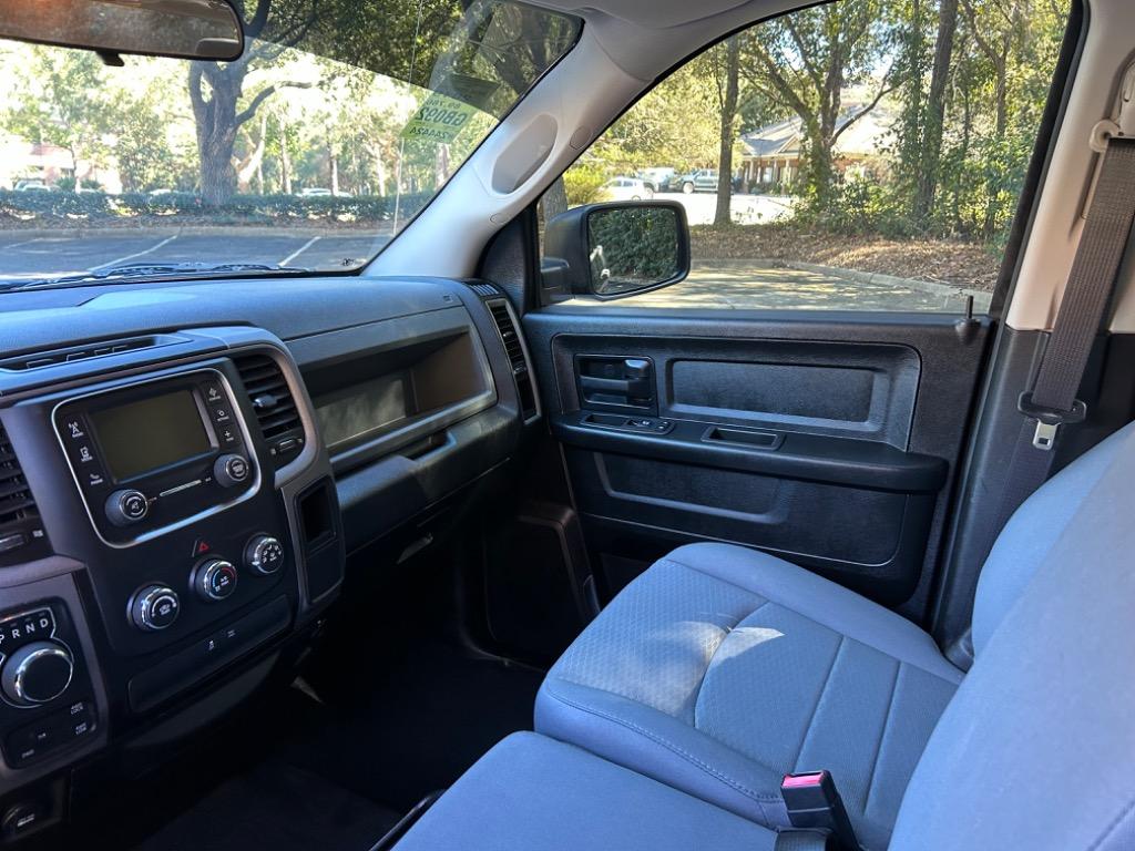 2019 RAM 1500 DS Tradesman photo