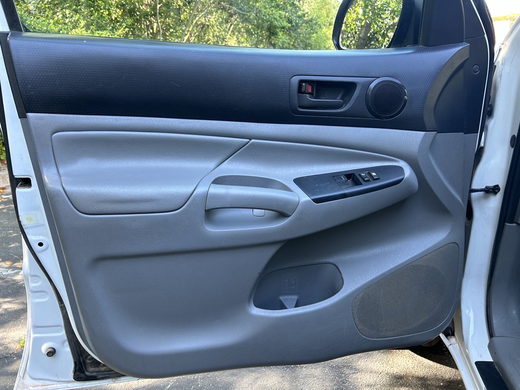 2015 Toyota Tacoma photo