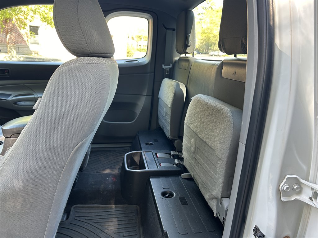 2015 Toyota Tacoma photo