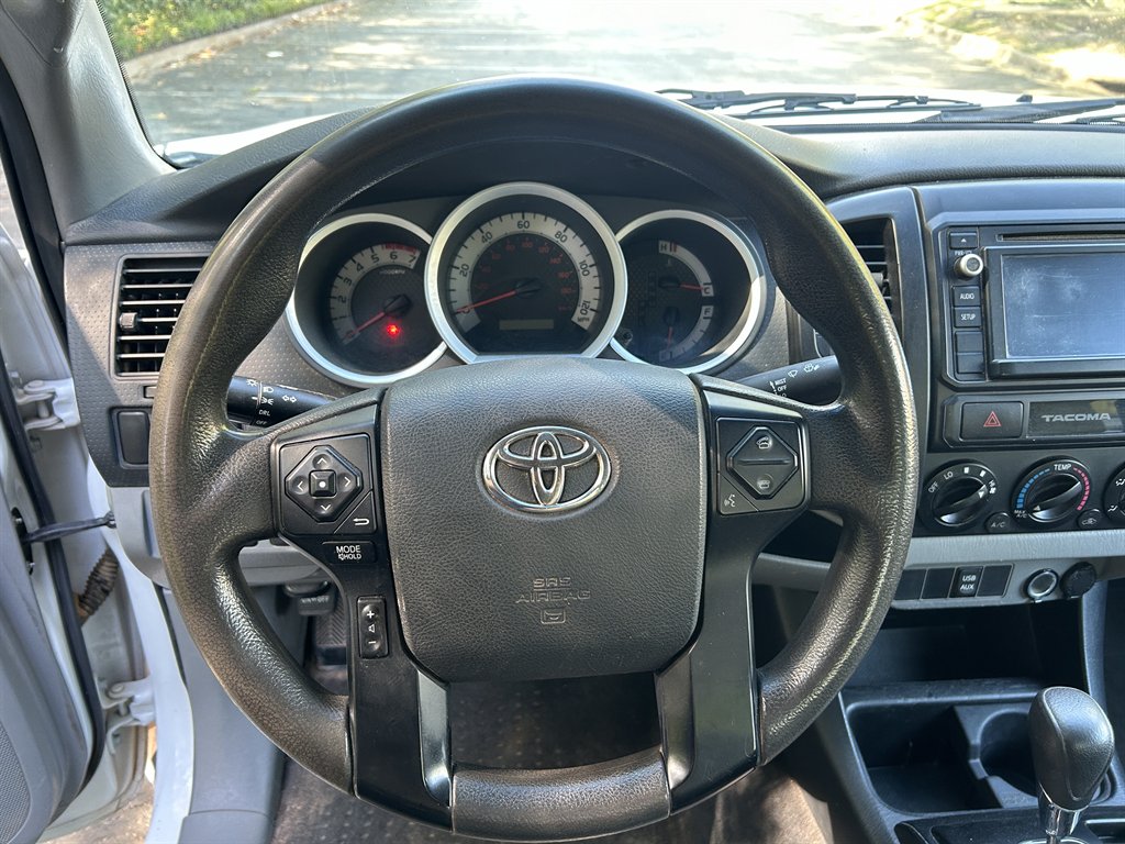 2015 Toyota Tacoma photo
