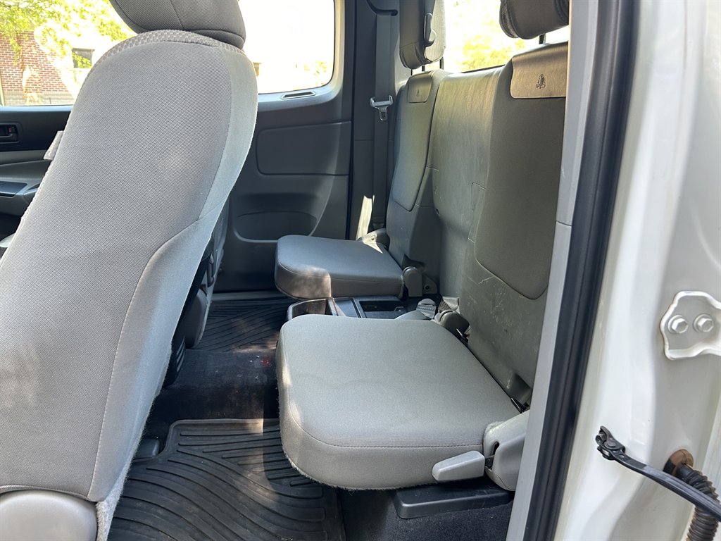 2015 Toyota Tacoma photo