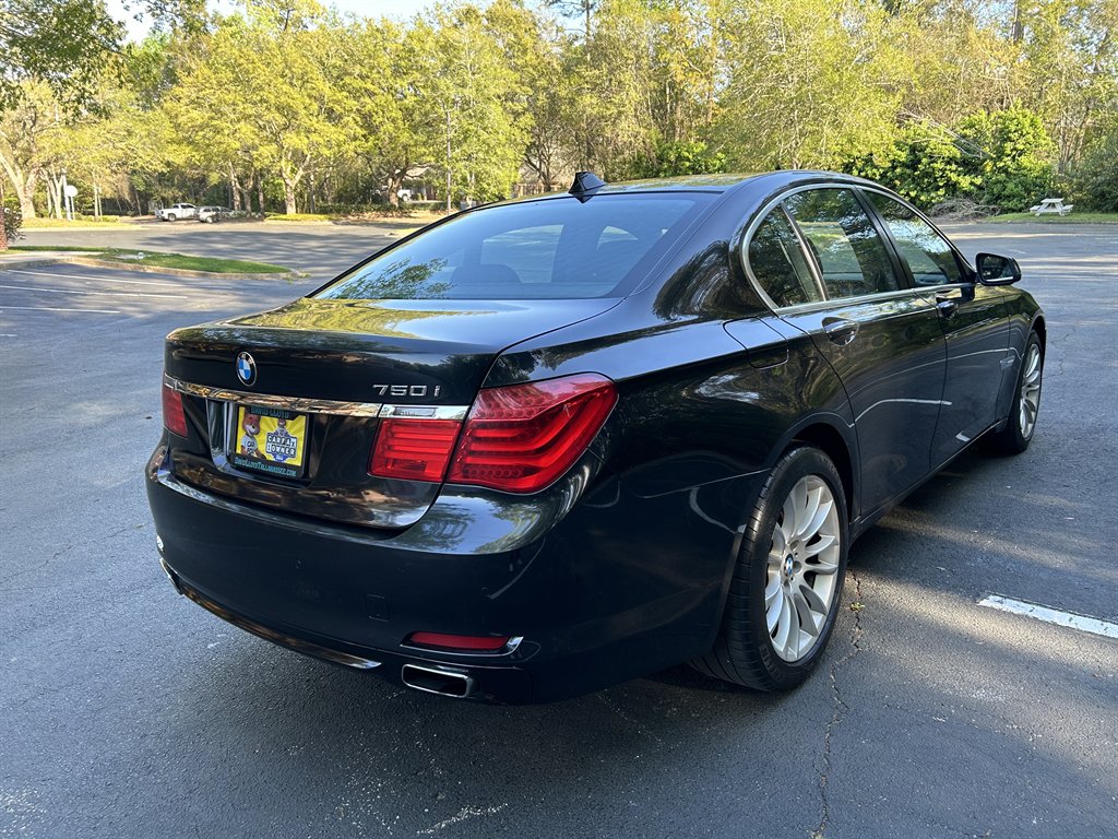 2011 BMW MDX 750i photo