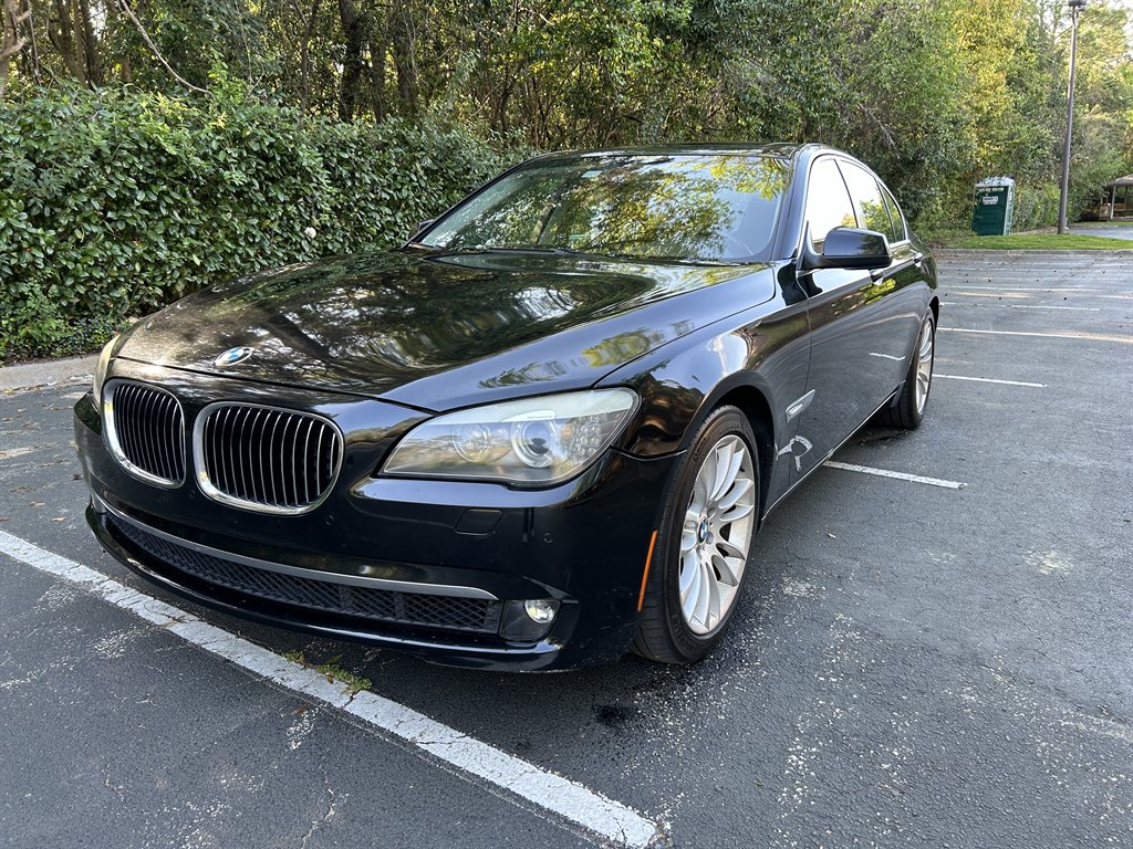 2011 BMW MDX 750i photo