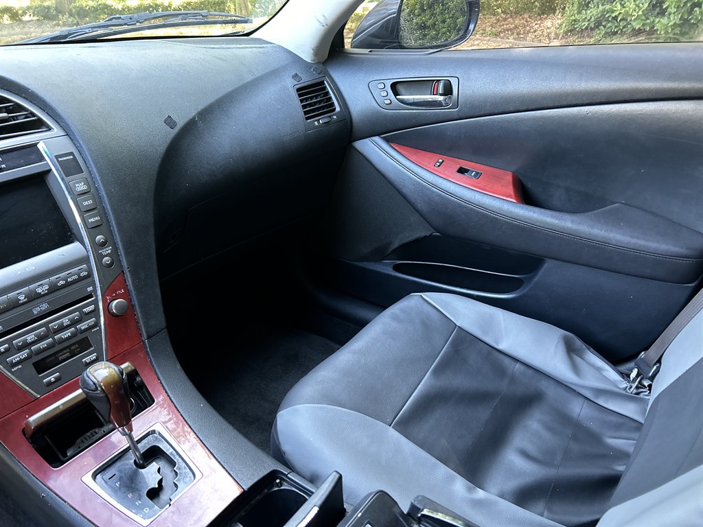 2009 Lexus ES 350 photo