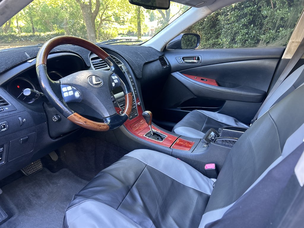 2009 Lexus ES 350 photo
