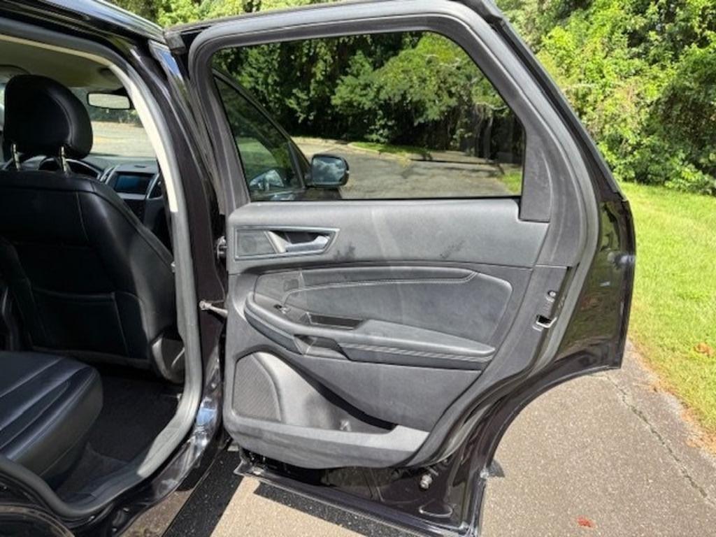 2019 Ford Edge - $19,490