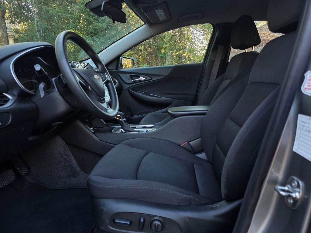 2024 Chevrolet Malibu - $20,990
