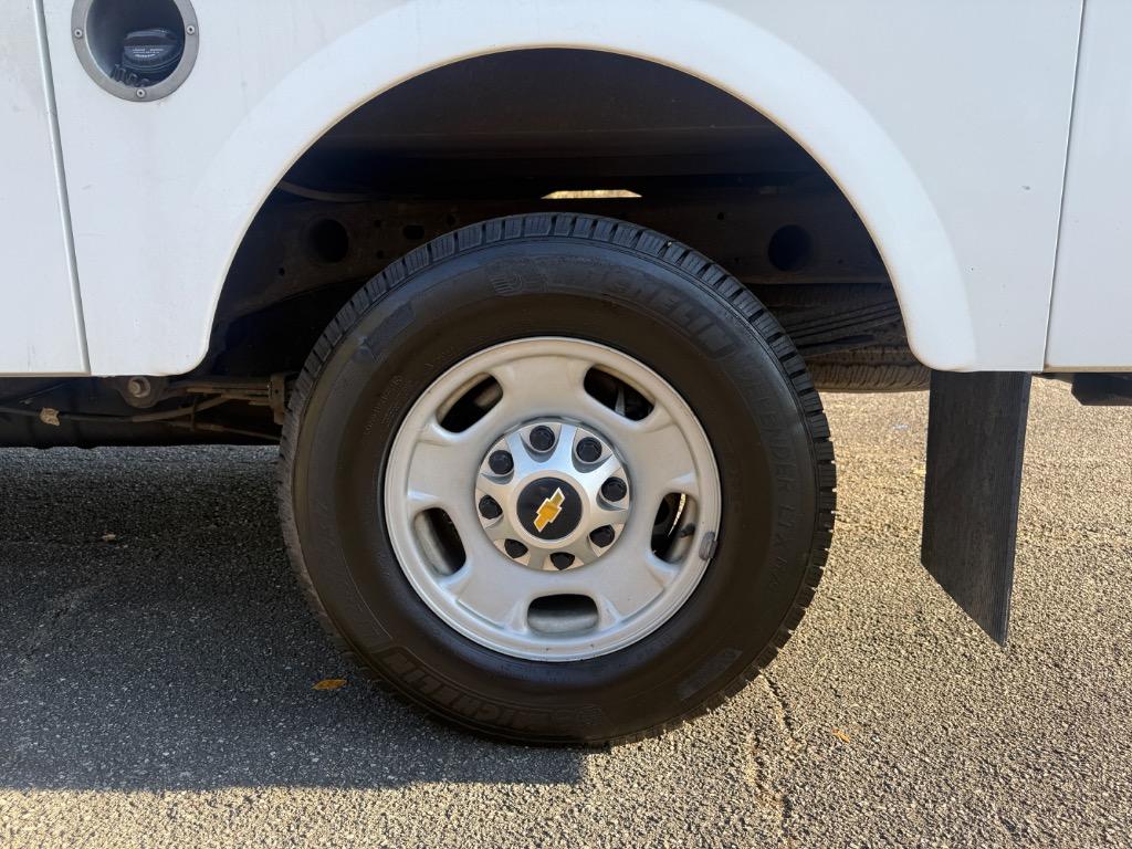 2011 Chevrolet Silverado - $27,990