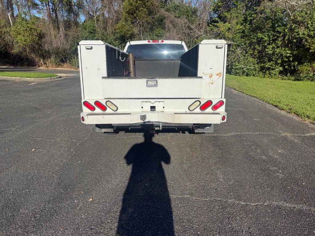 2011 Chevrolet Silverado - $27,990