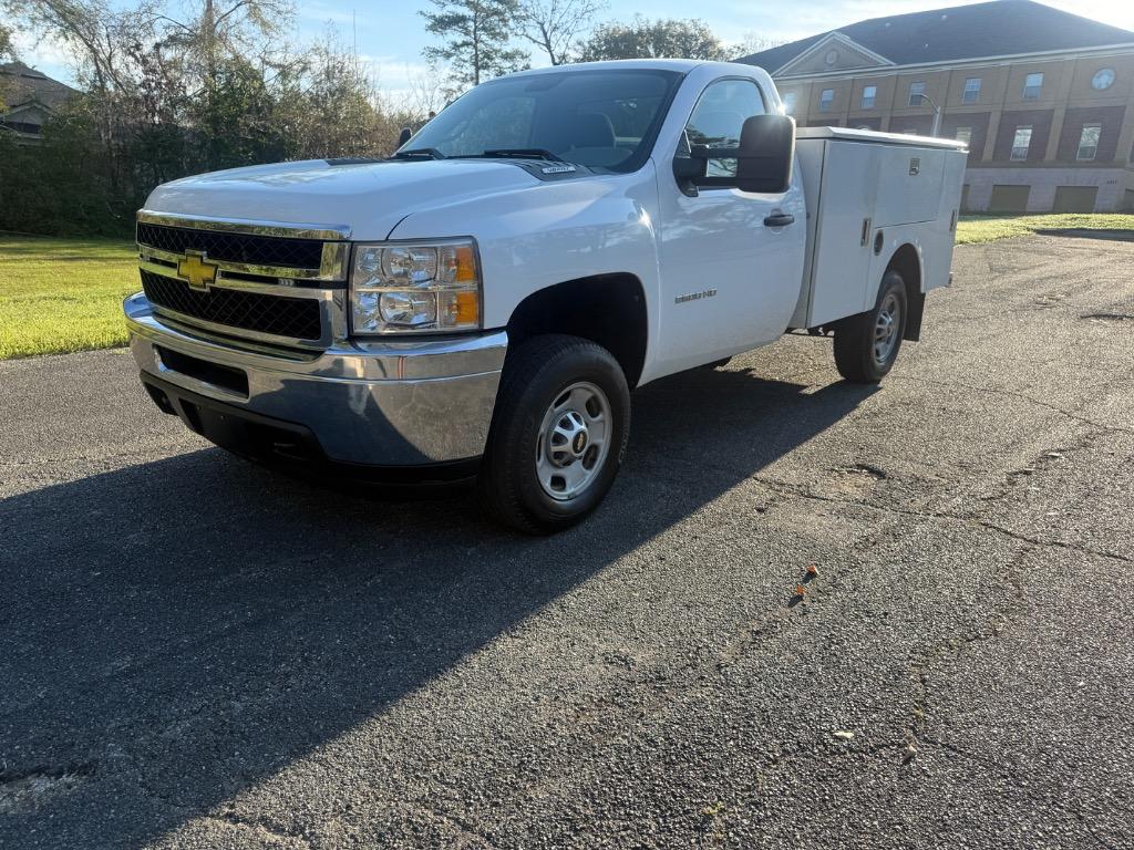 2011 Chevrolet Silverado - $27,990