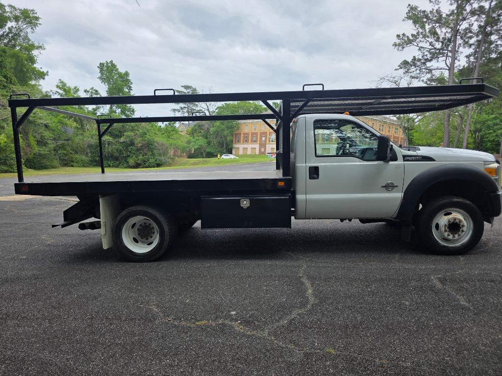 2013 Ford F-550 - $29,990