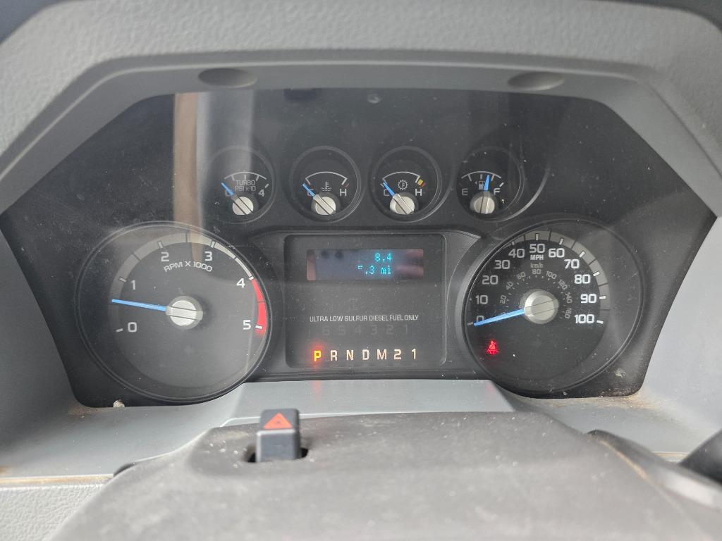2013 Ford F-550 - $29,990
