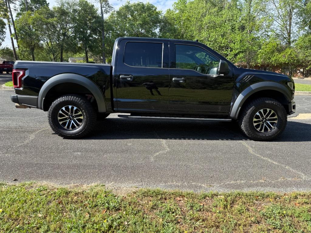 2019 Ford F-150 - $42,990
