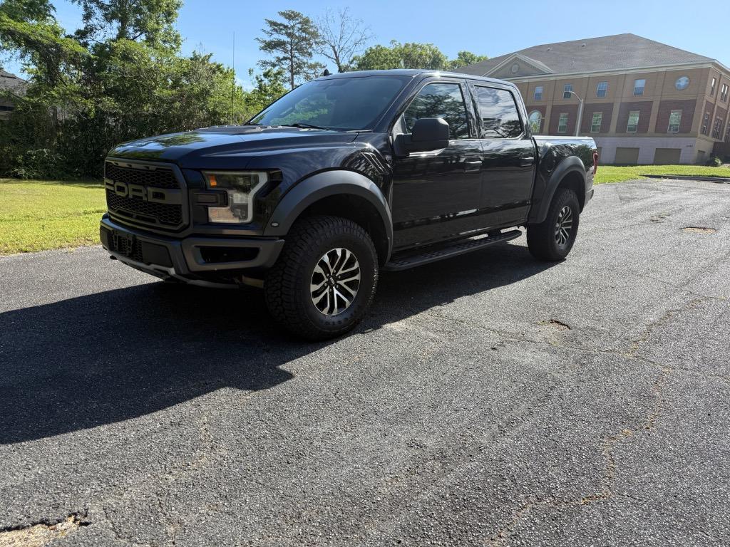 2019 Ford F-150 - $42,990