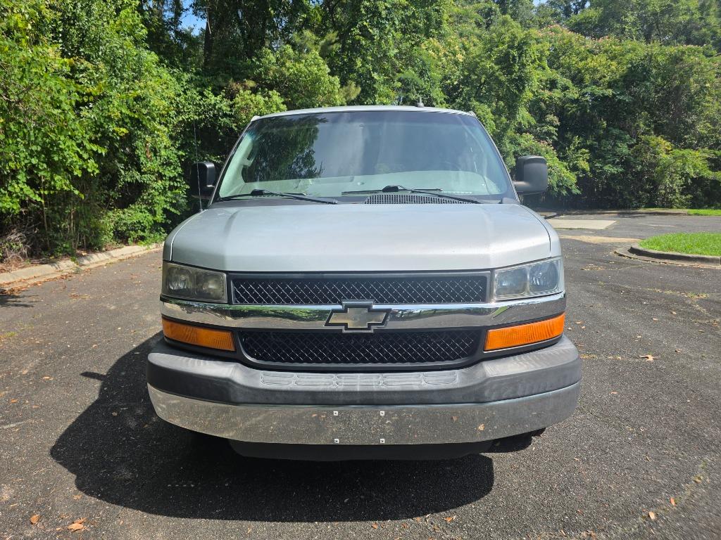 2016 Chevrolet G3500 Vans - $34,990