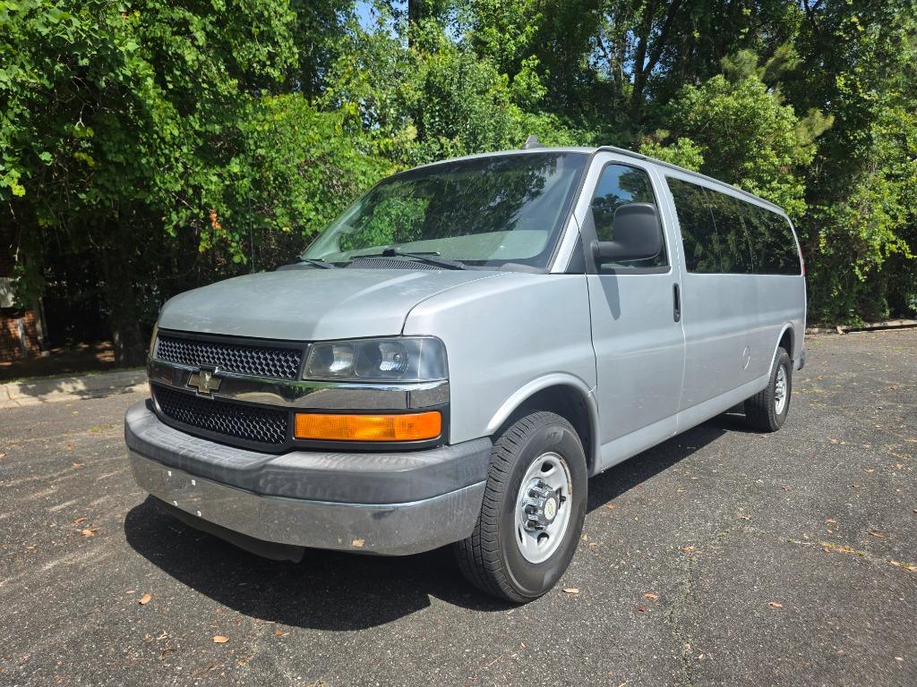 2016 Chevrolet G3500 Vans - $34,990
