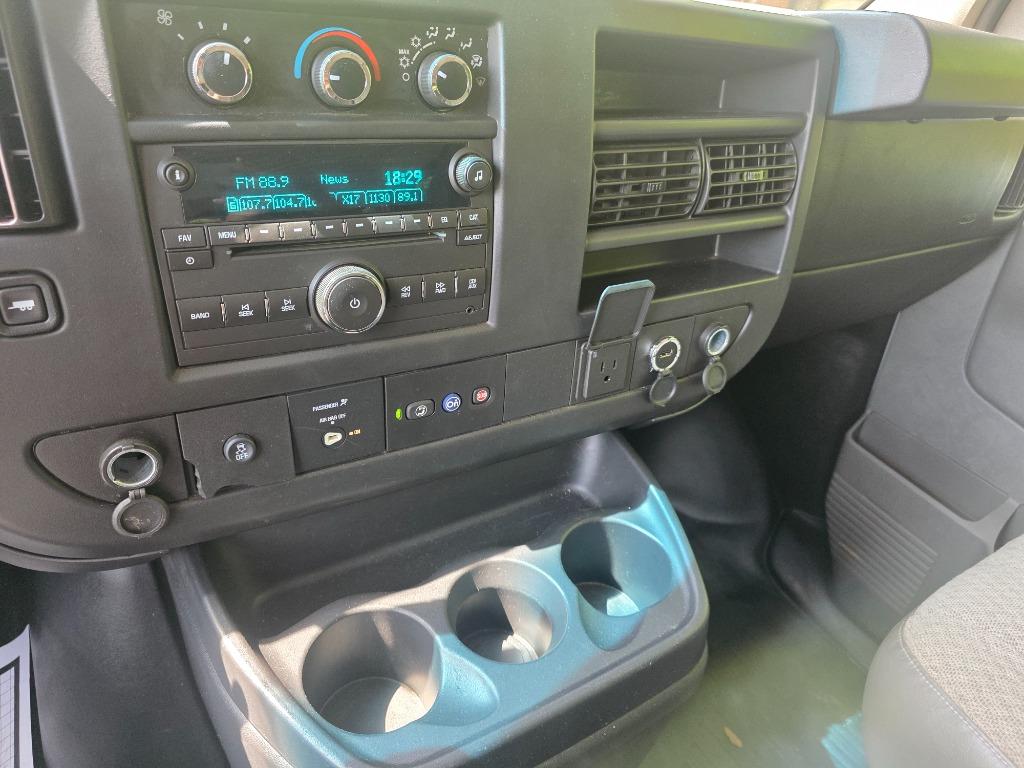 2016 Chevrolet G3500 Vans - $34,990