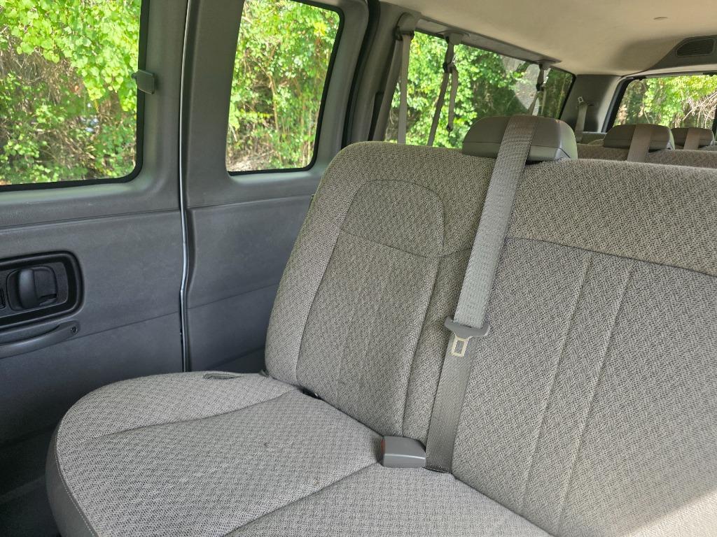 2016 Chevrolet G3500 Vans - $34,990
