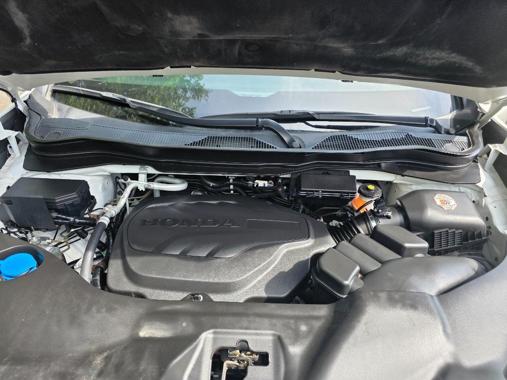 2022 Honda Ridgeline - $35,990