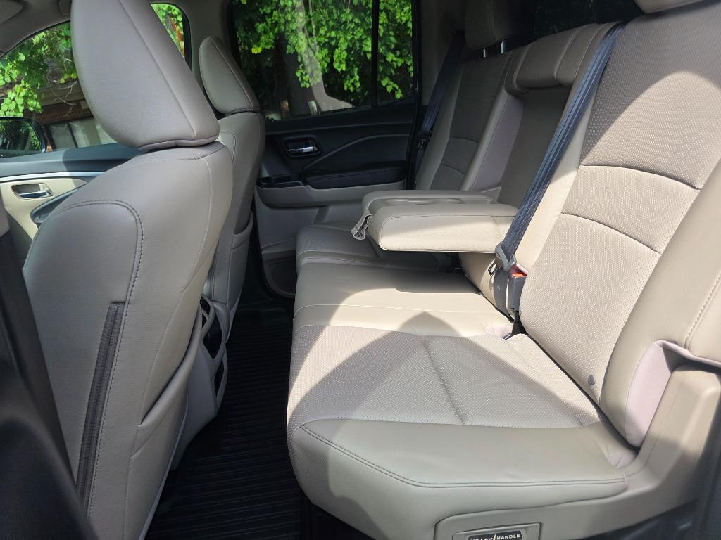 2022 Honda Ridgeline - $35,990