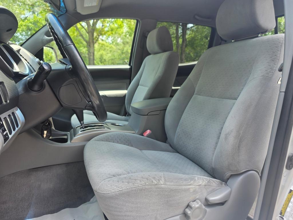 2006 Toyota Tacoma - $17,990