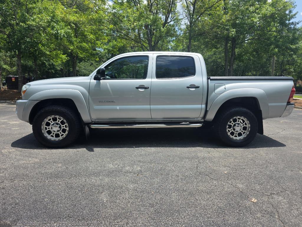 2006 Toyota Tacoma - $17,990