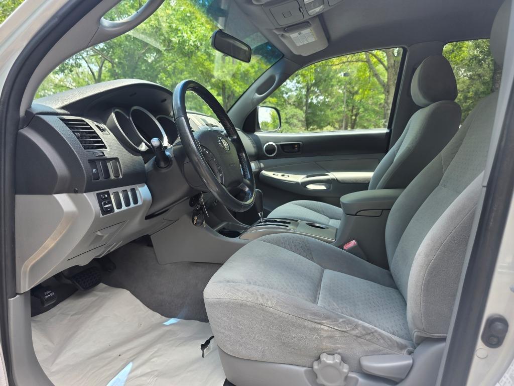2006 Toyota Tacoma - $17,990