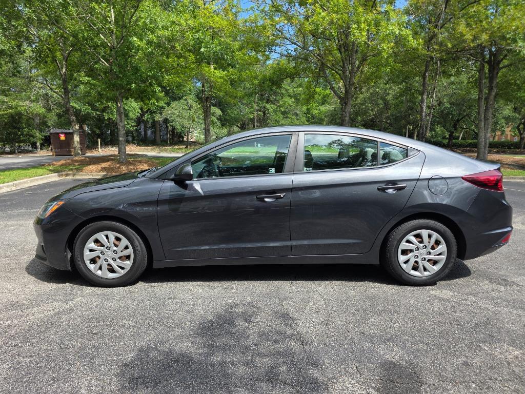 2020 Hyundai Elantra - $15,990