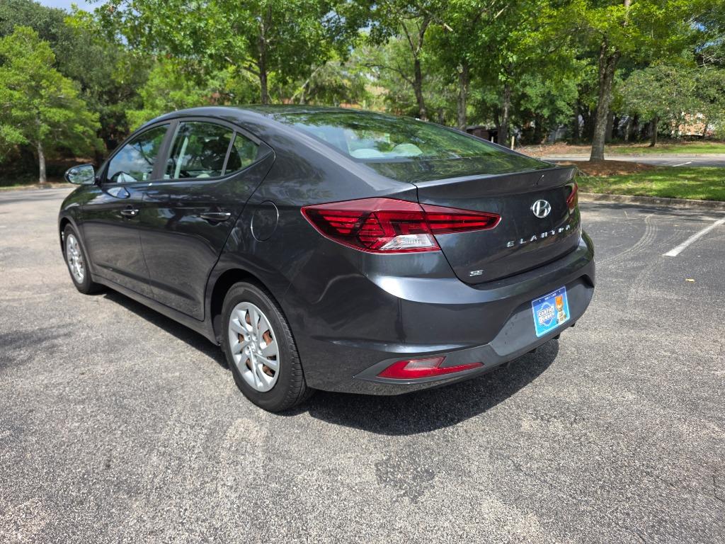 2020 Hyundai Elantra - $15,990