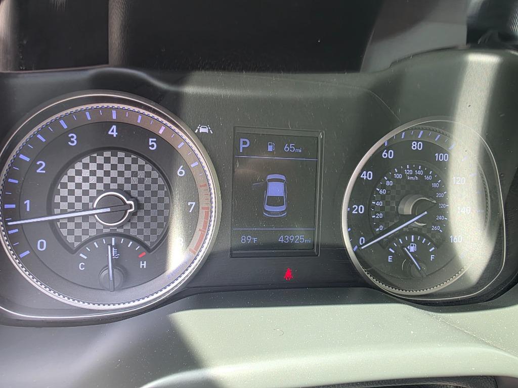 2020 Hyundai Elantra - $15,990