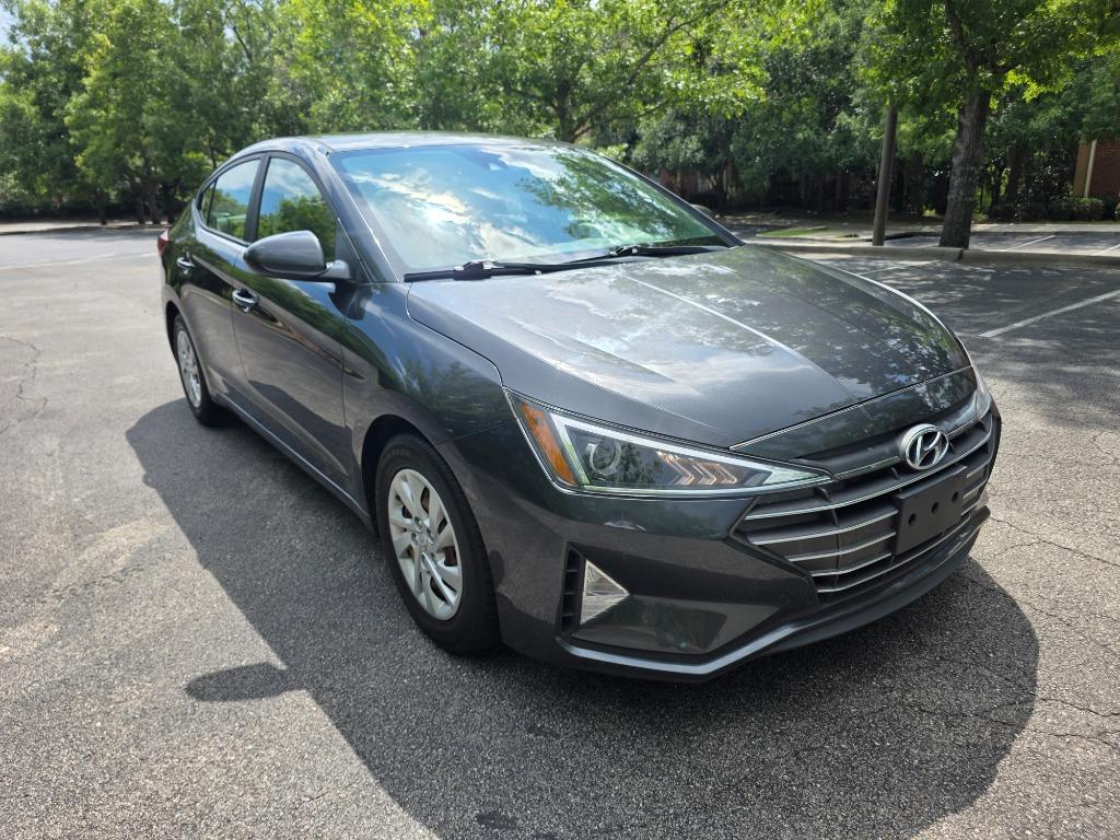 2020 Hyundai Elantra - $15,990