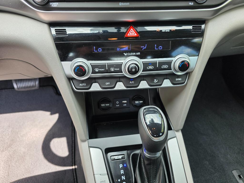 2020 Hyundai Elantra - $15,990