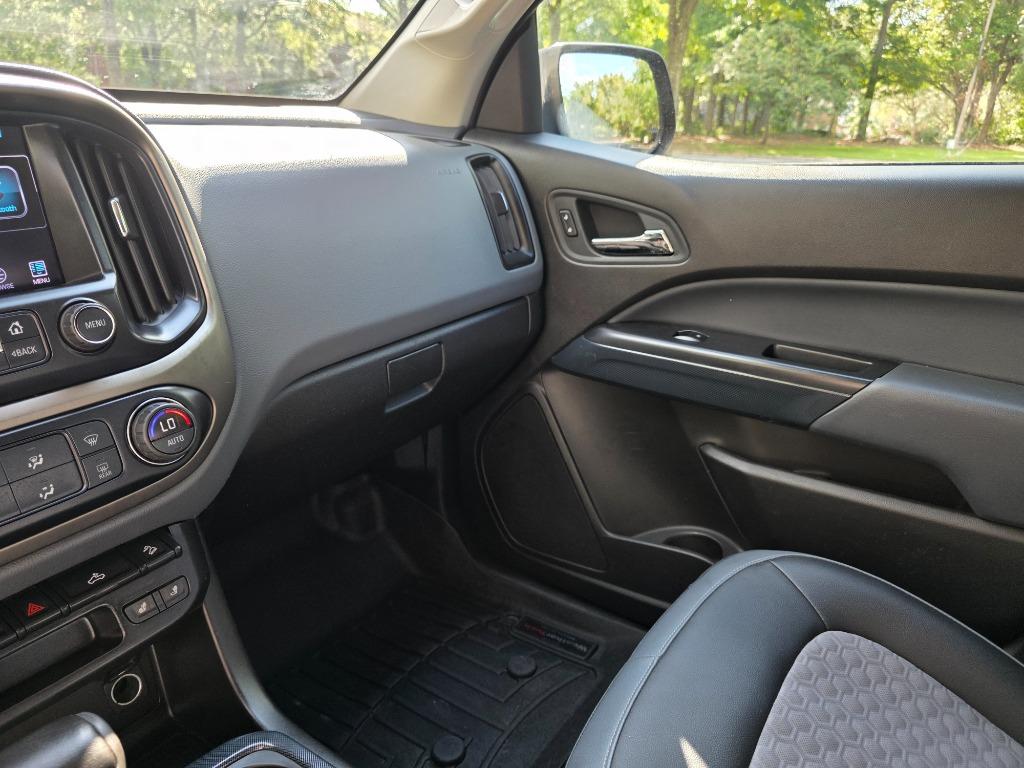 2016 Chevrolet Colorado - $22,990