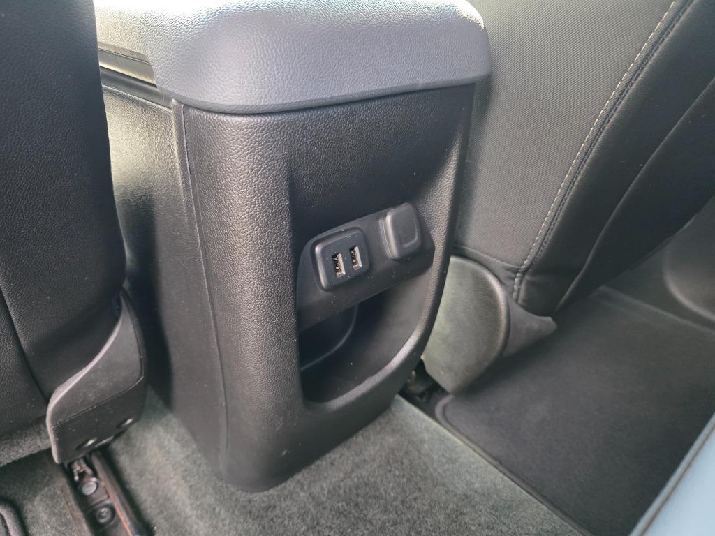 2016 Chevrolet Colorado - $22,990