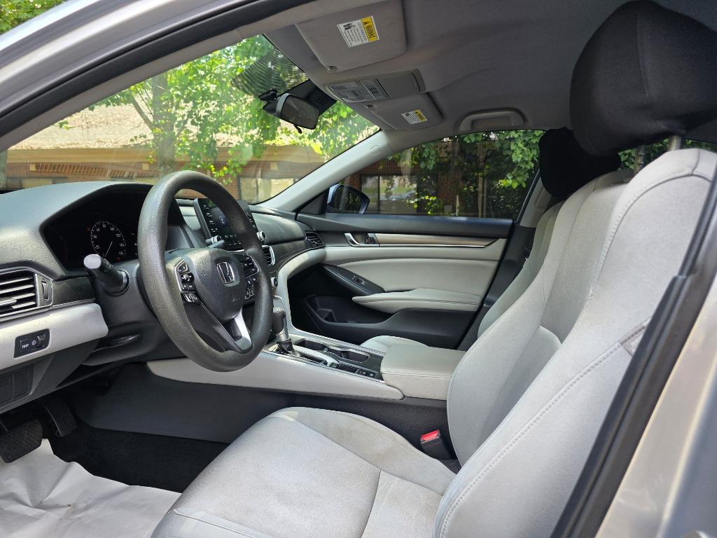 2019 Honda Accord - $18,990