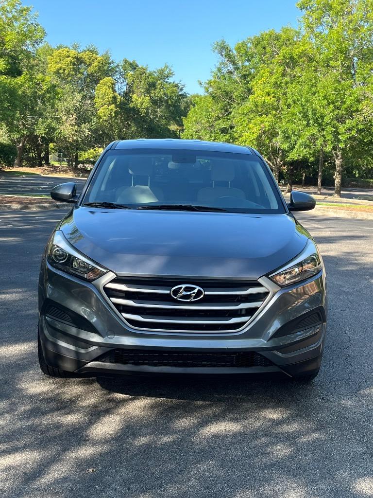 2018 Hyundai Tucson - $12,990