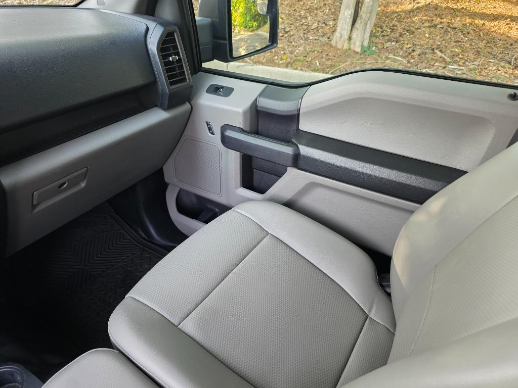 2016 Ford F-150 - $12,990