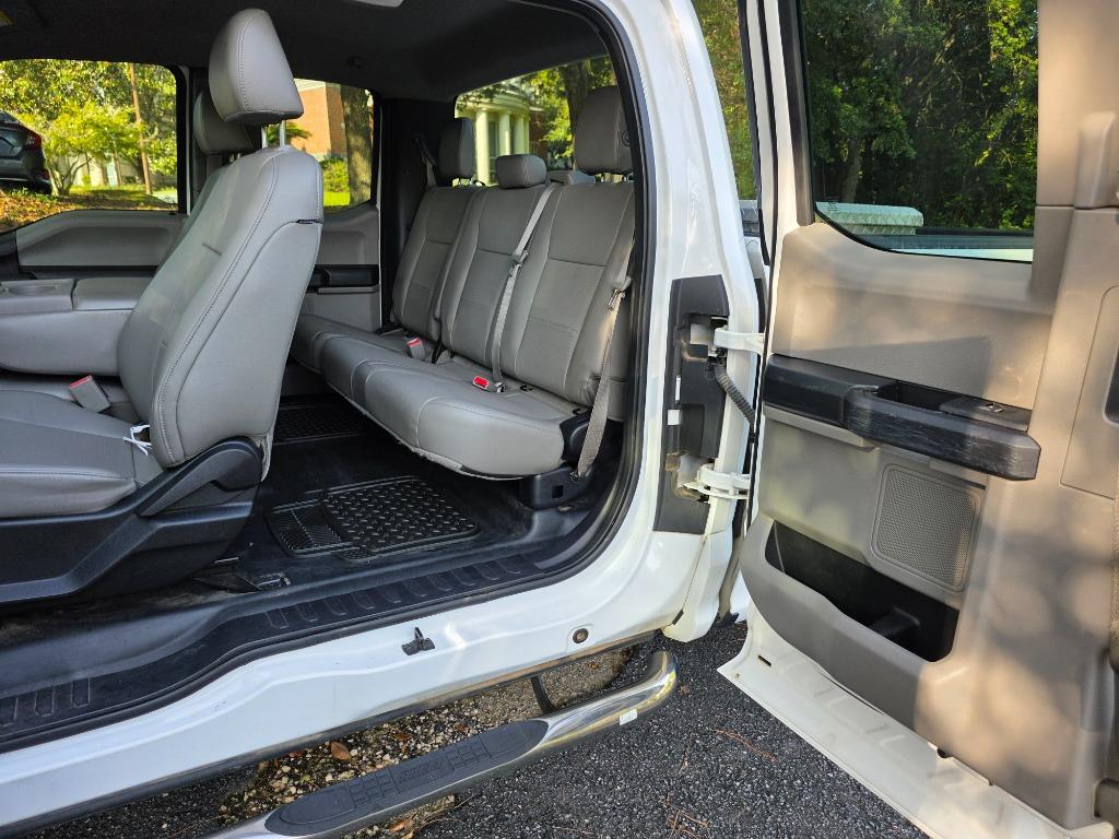 2016 Ford F-150 - $12,990