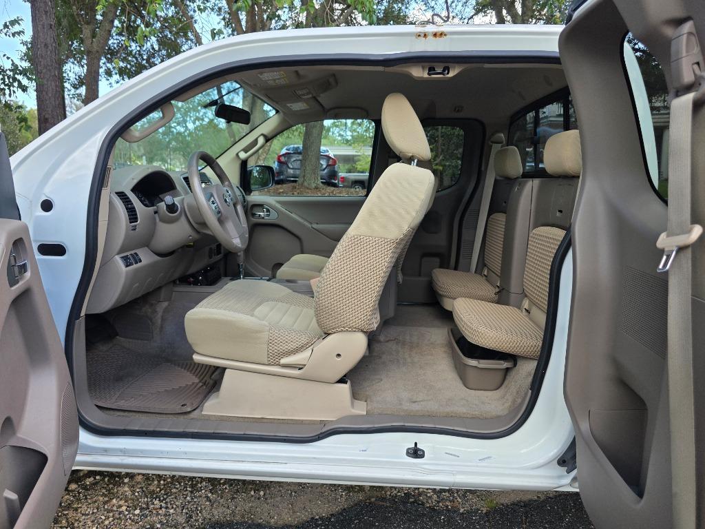 2015 Nissan Frontier - $18,890