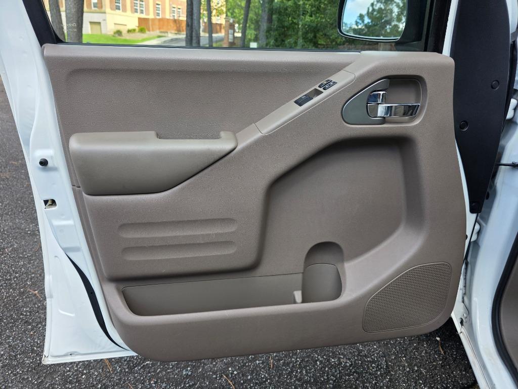 2015 Nissan Frontier - $18,890