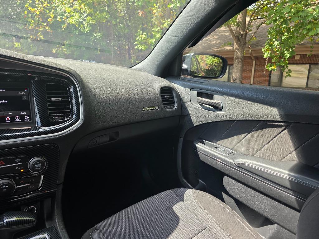 2020 Dodge Charger - $17,990