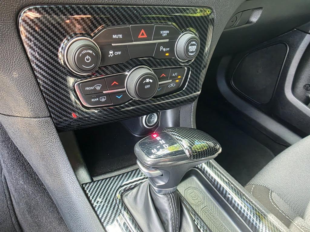 2020 Dodge Charger - $17,990
