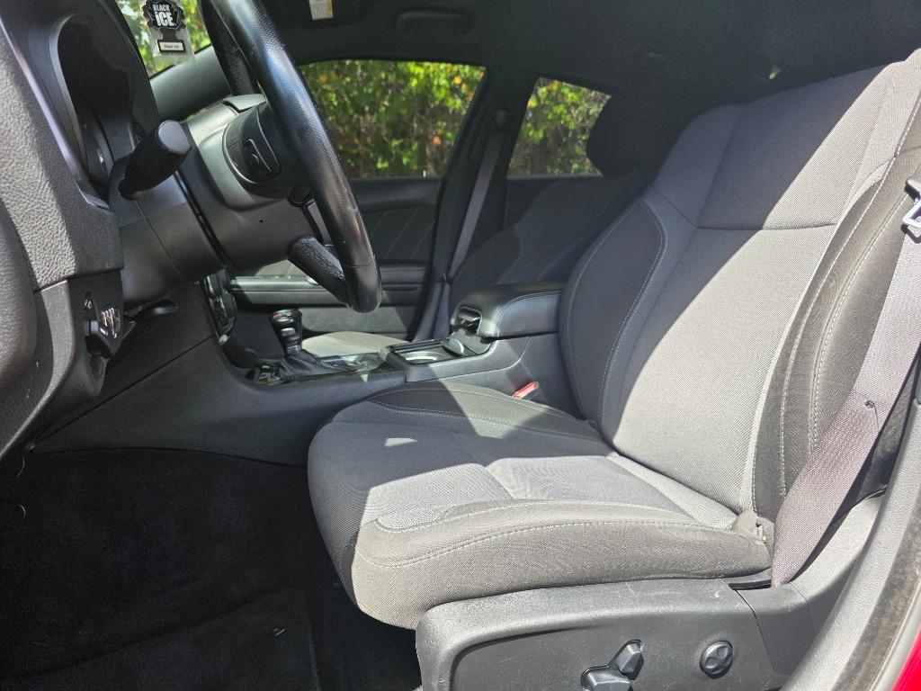 2020 Dodge Charger - $17,990