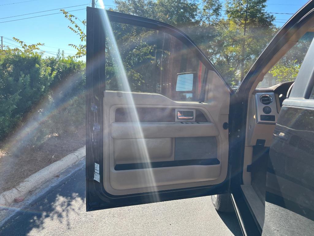 2013 Ford F-150 - $18,990