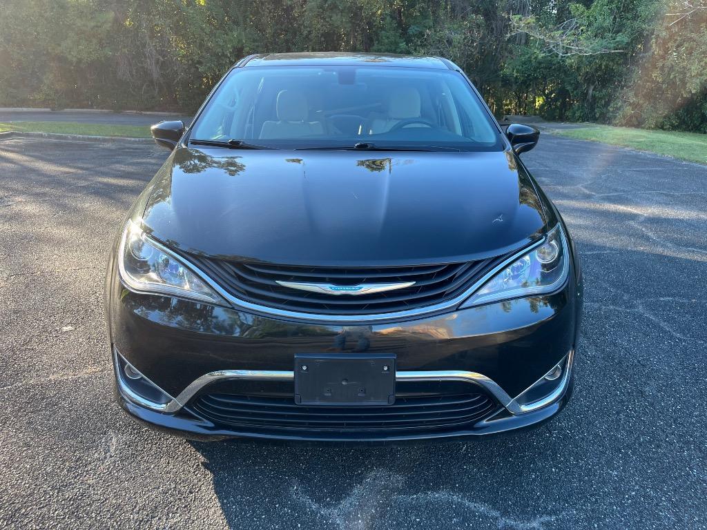 2018 Chrysler Pacifica - $21,990