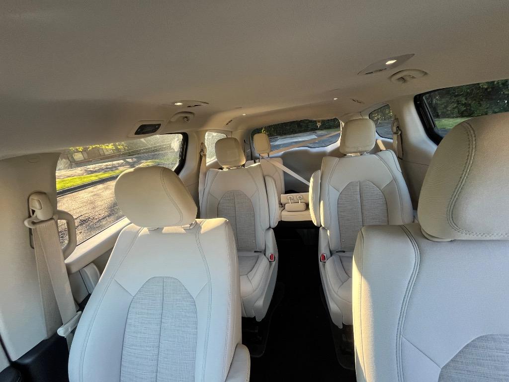 2018 Chrysler Pacifica - $21,990